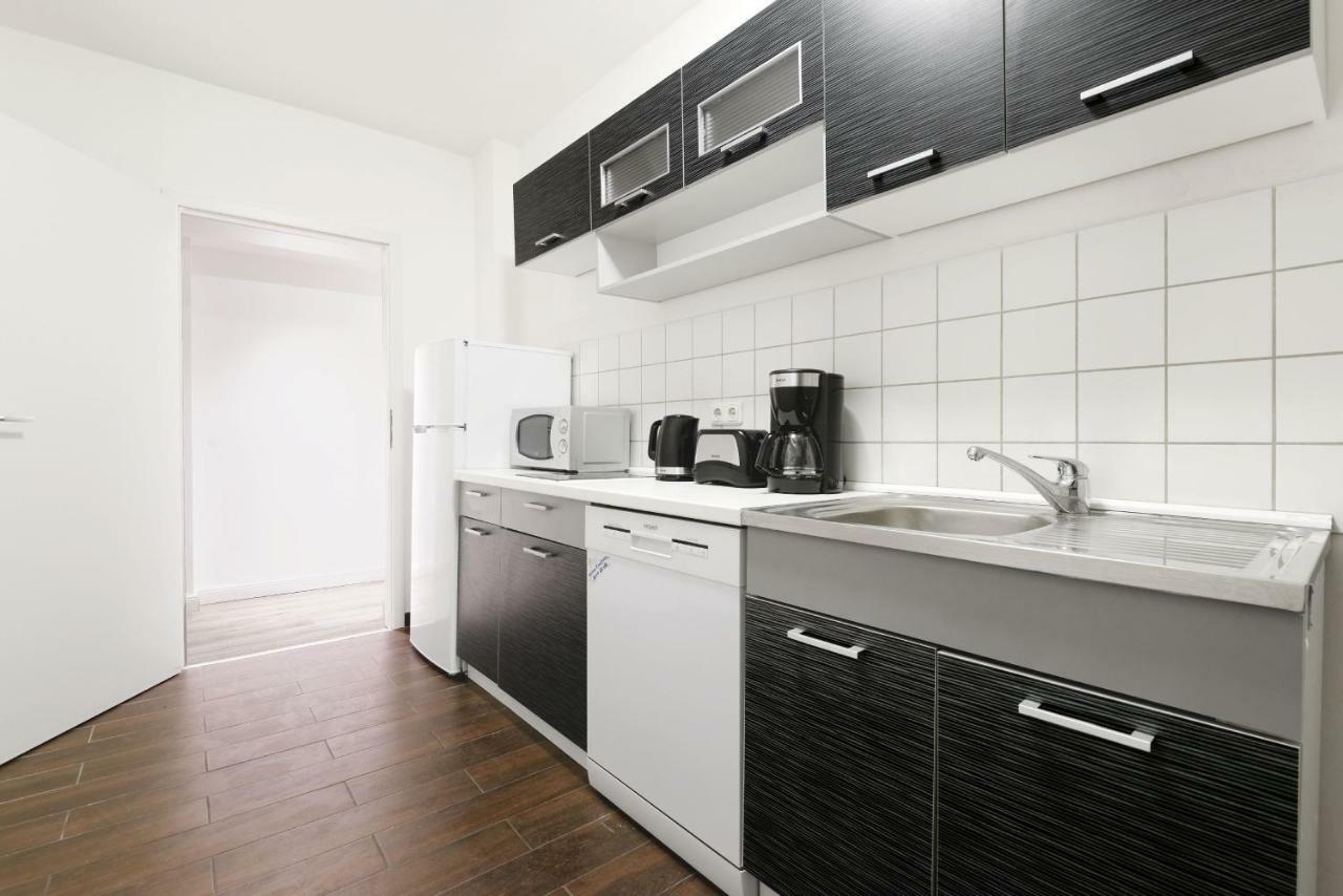 Big Central City Apt. Potsdamer Platz Berlin Bagian luar foto