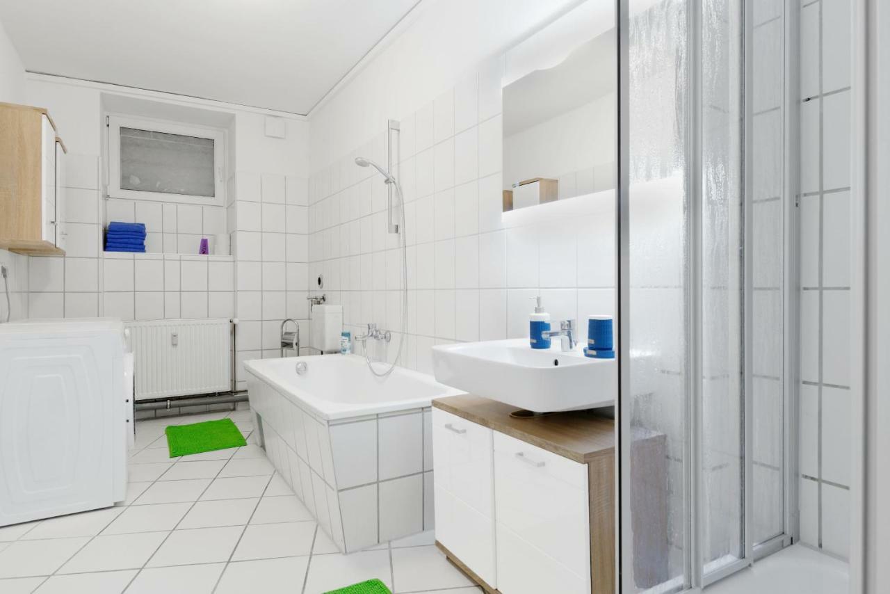 Big Central City Apt. Potsdamer Platz Berlin Bagian luar foto