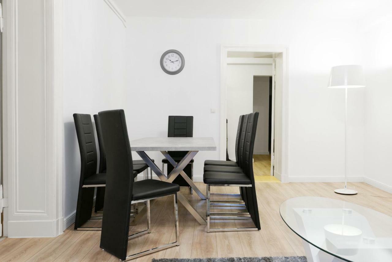 Big Central City Apt. Potsdamer Platz Berlin Bagian luar foto