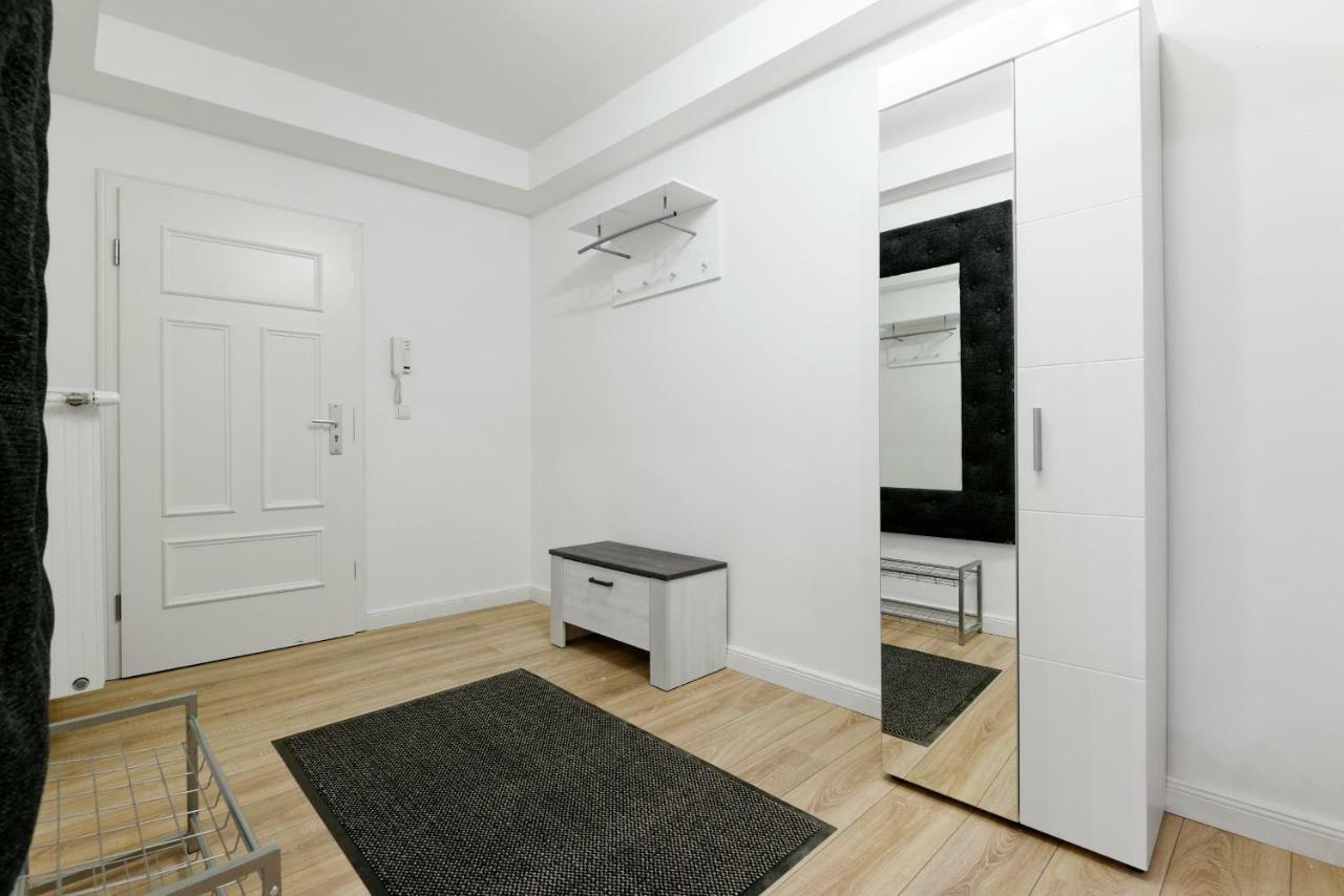 Big Central City Apt. Potsdamer Platz Berlin Bagian luar foto