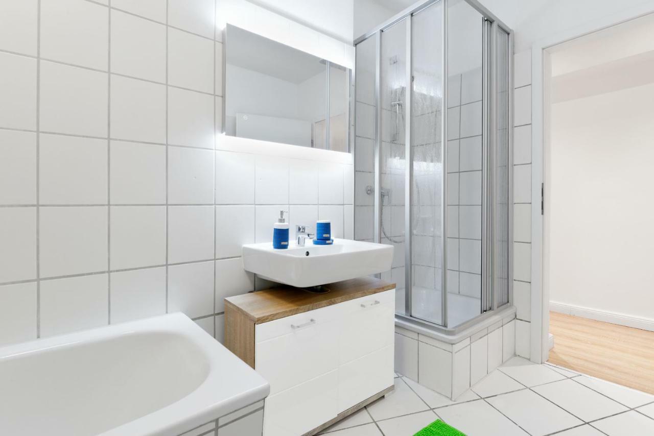 Big Central City Apt. Potsdamer Platz Berlin Bagian luar foto